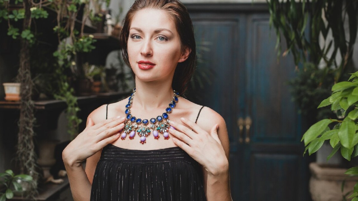 Is Your Necklace Right for Your Neckline? Here's the Styling Secret to the Perfect Look
