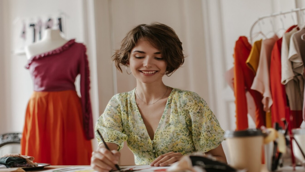The Role of Technology in the Fashion Industry: How Innovation Is Transforming Style
