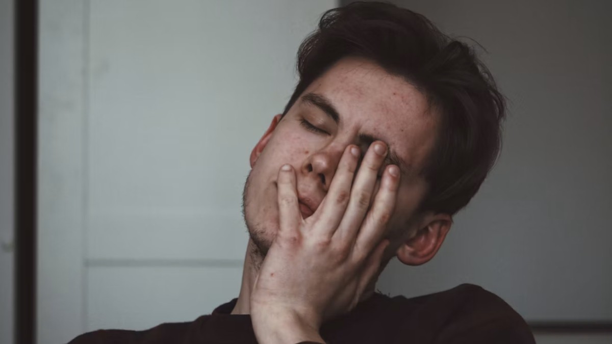 Eye Health Tips: 8 Daily Habits That May Be Damaging Your Eyes