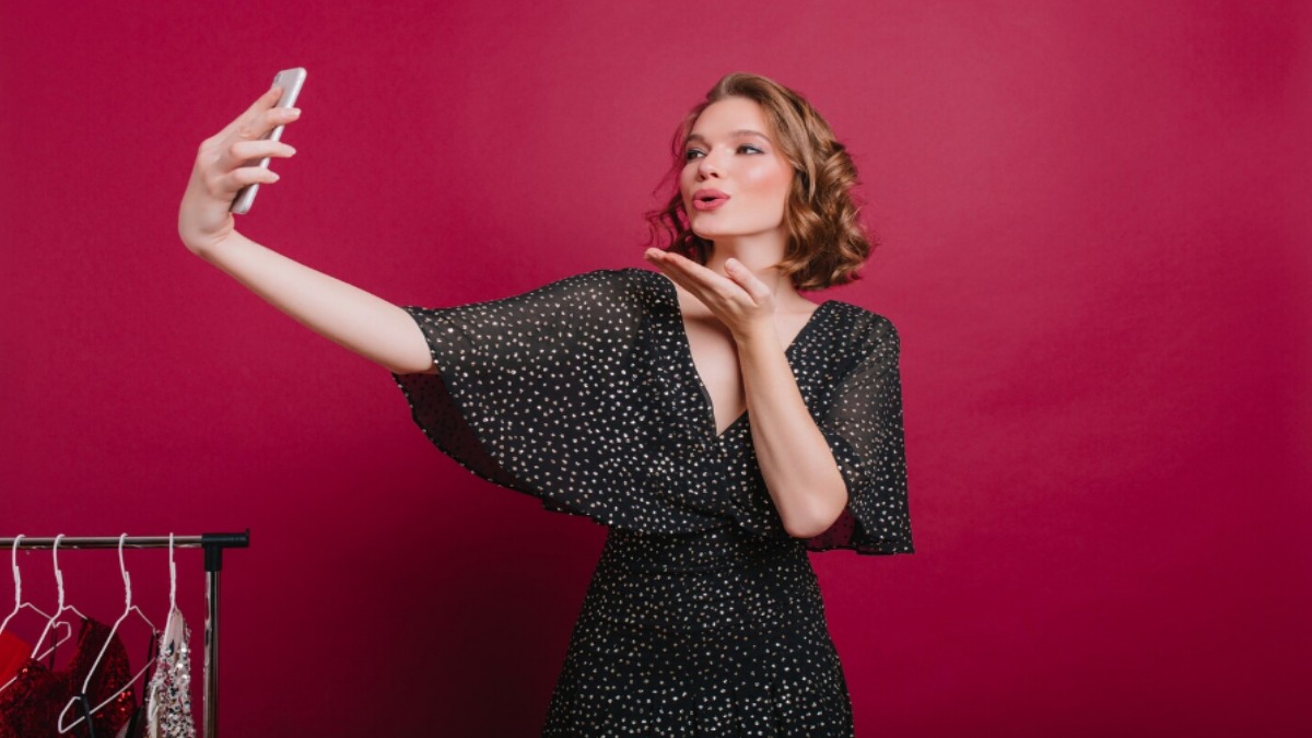 Politics and Fashion: How Clothing Became a Powerful Form of Political Expression