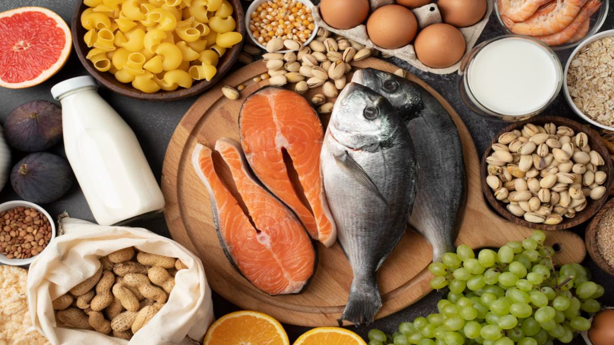Breakfast or Dinner? What Is the Best Time to Eat Protein for Better Nutrition?