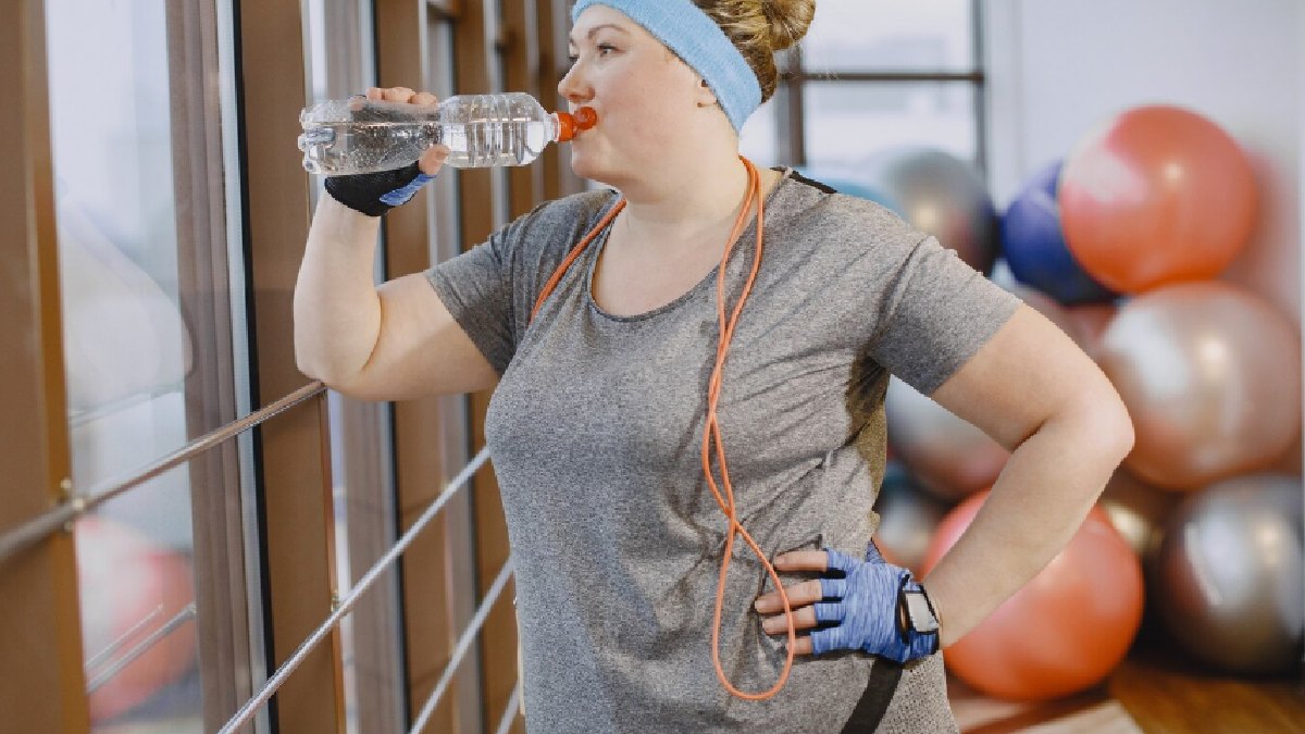 How Much Water Should You Drink for Weight Loss? A Complete Hydration Guide