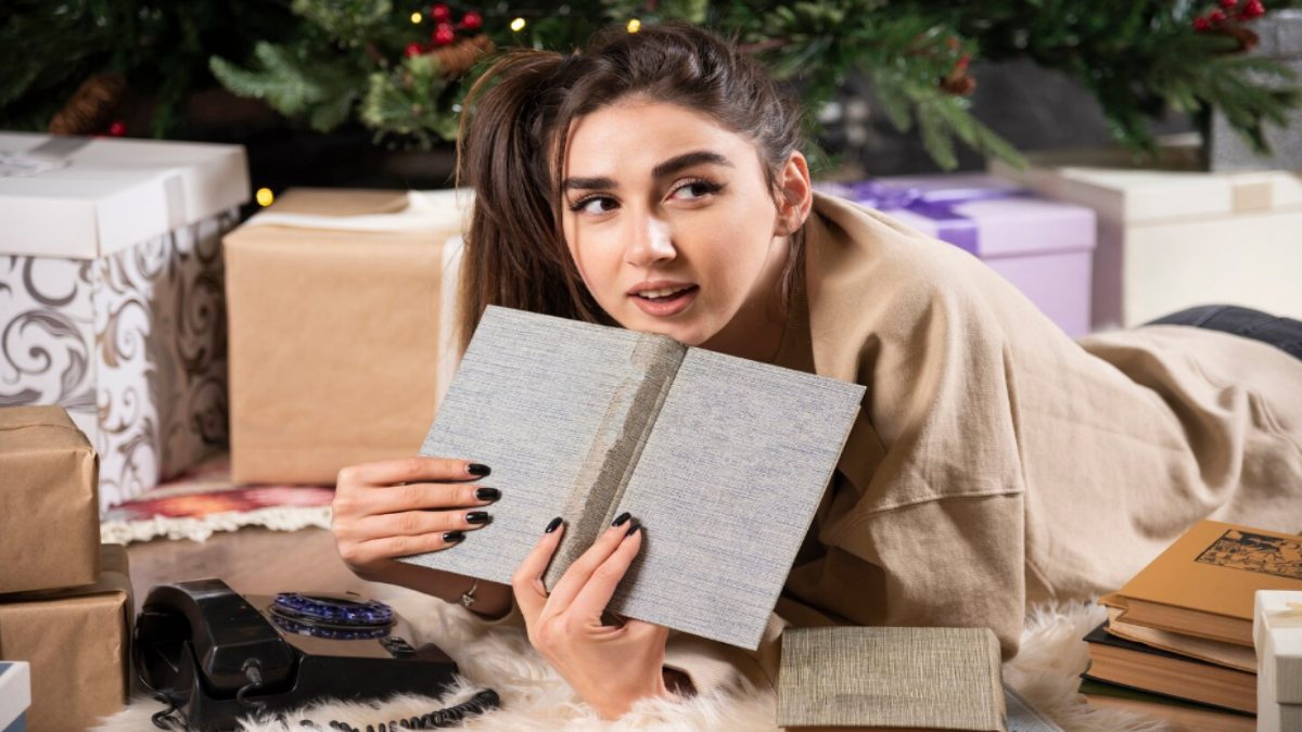 Books Are the New Fashion Accessory: Why Reading Is Having a Style Moment