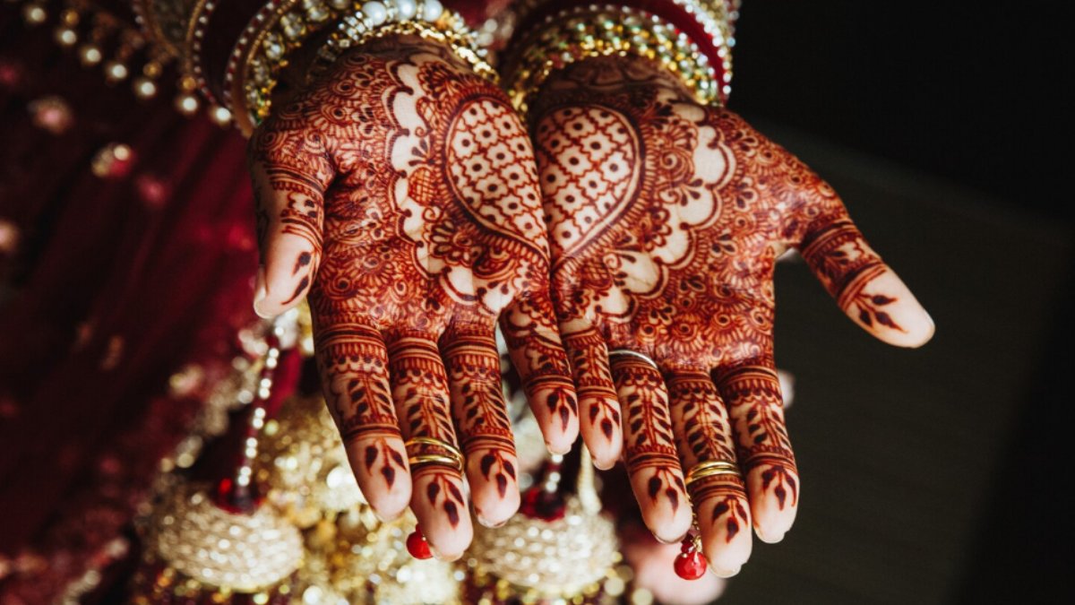 From Peacocks to Mandalas: 10 Best Mehendi Designs for Hariyali Teej 2026
