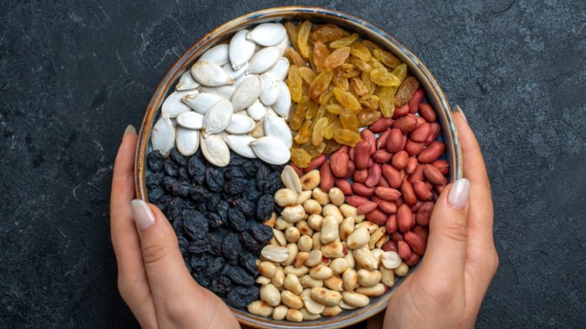 7 Health Benefits of Dry Fruits: Why You Should Eat Them Daily