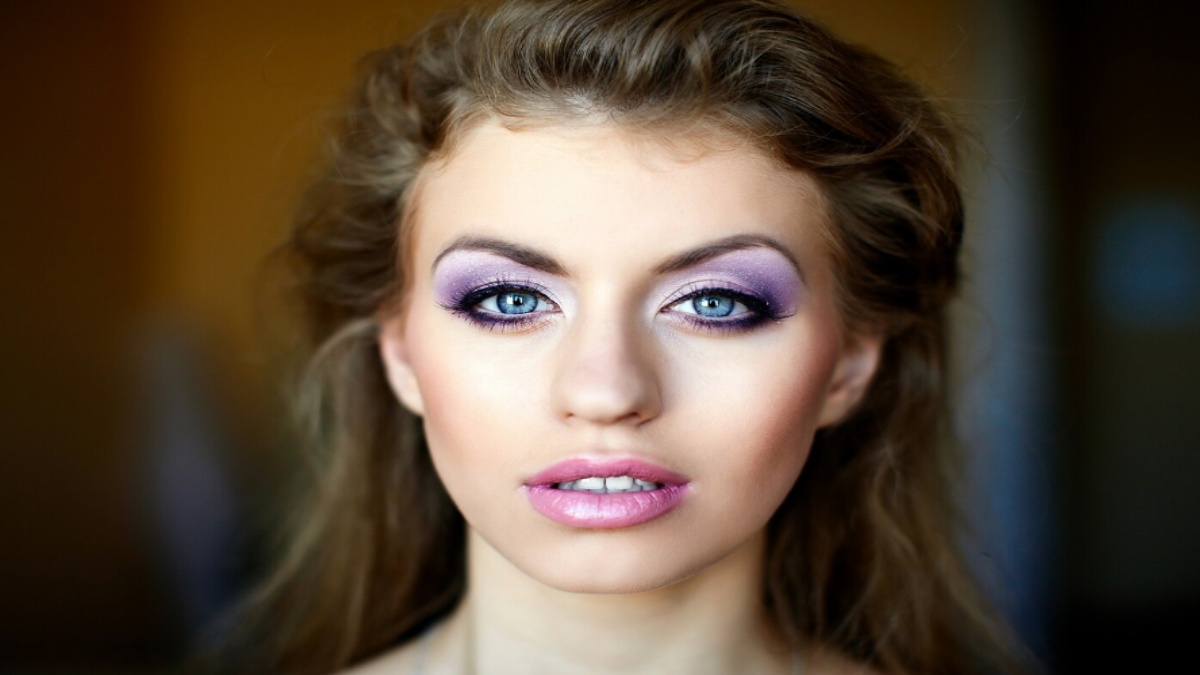 Makeup Looks Inspired by Movie Characters: Glamorous Beauty Ideas to Try