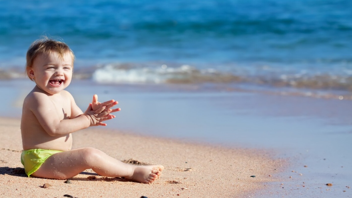 Babies in Hot Weather: 10 Essential Tips to Keep Your Little One Safe and Comfortable