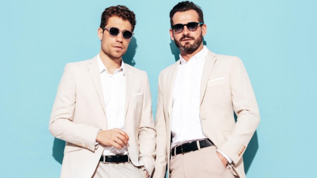 Fashion and Social Class: How Clothing Shapes Status and Identity
