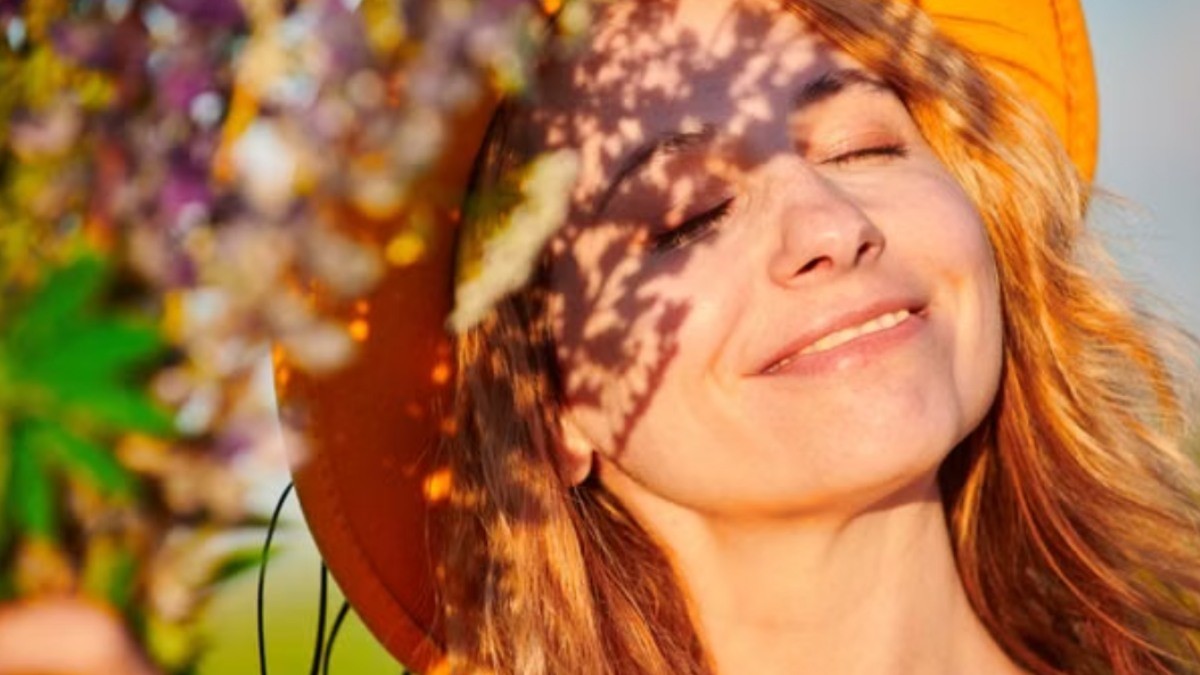 Feeling Stressed? Try These Simple 30-Second Habits To Reset Your Mood