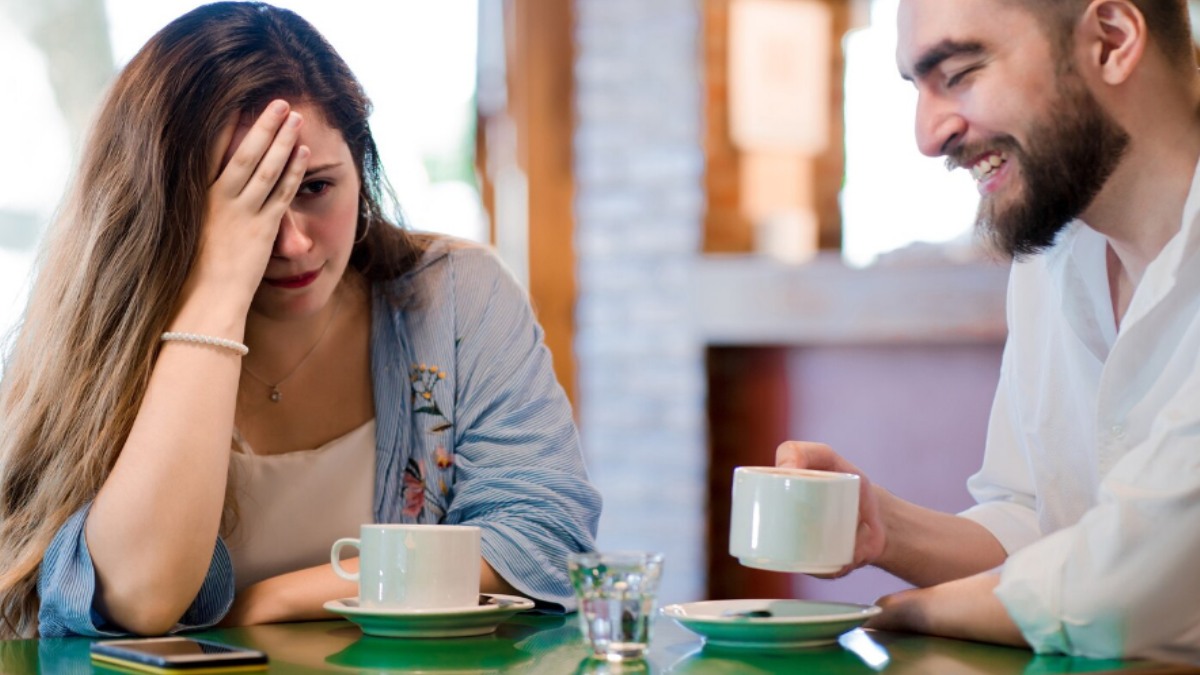 Love or Obsession? Therapist Explains Why You Can’t Stop Thinking About Someone