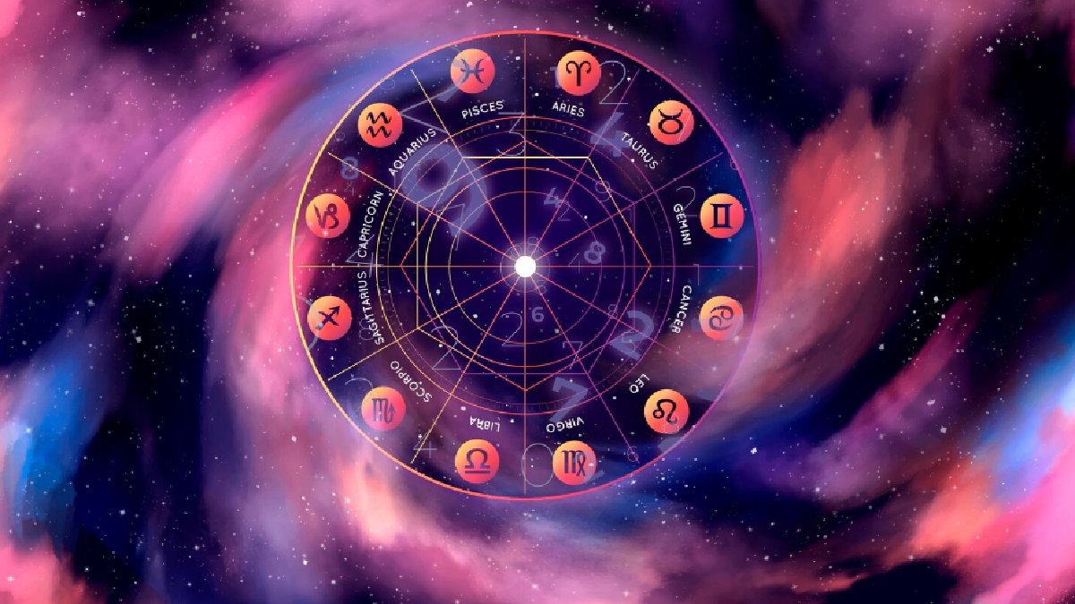 July 29 Birthday Horoscope: Here's What the Tarot Cards Have in Store for You This Year