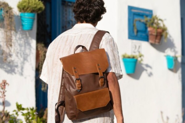 Tote, Shoulder Bag or Backpack? Find Your Perfect Everyday Bag