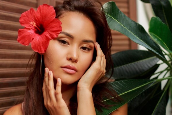 What Makes Someone Beautiful? The Philosophy of Beauty Beyond Appearance