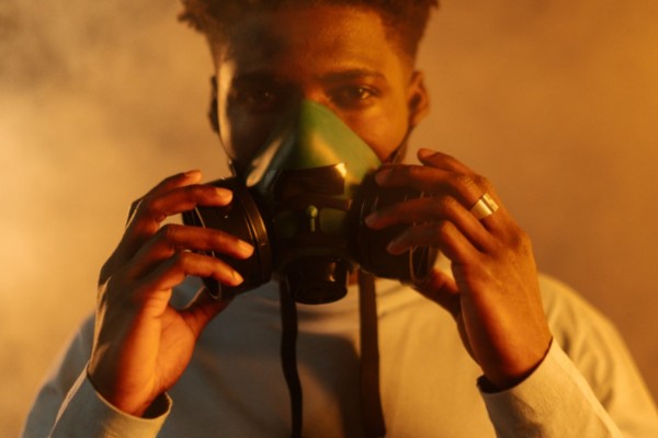Smog and Eye Health: 5 Ways to Protect Your Eyes and Warning Signs You Should Not Ignore