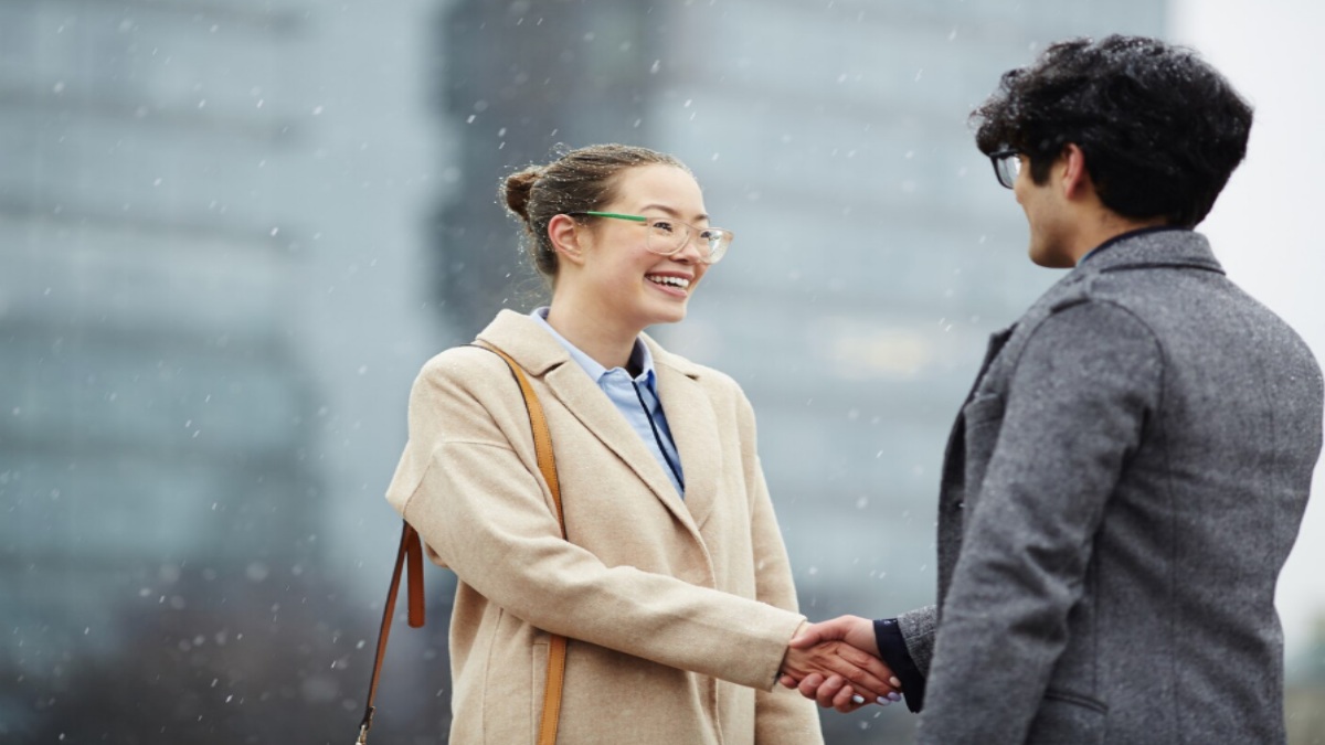 Building Trust in Relationships: How to Create a Stronger and More Secure Bond