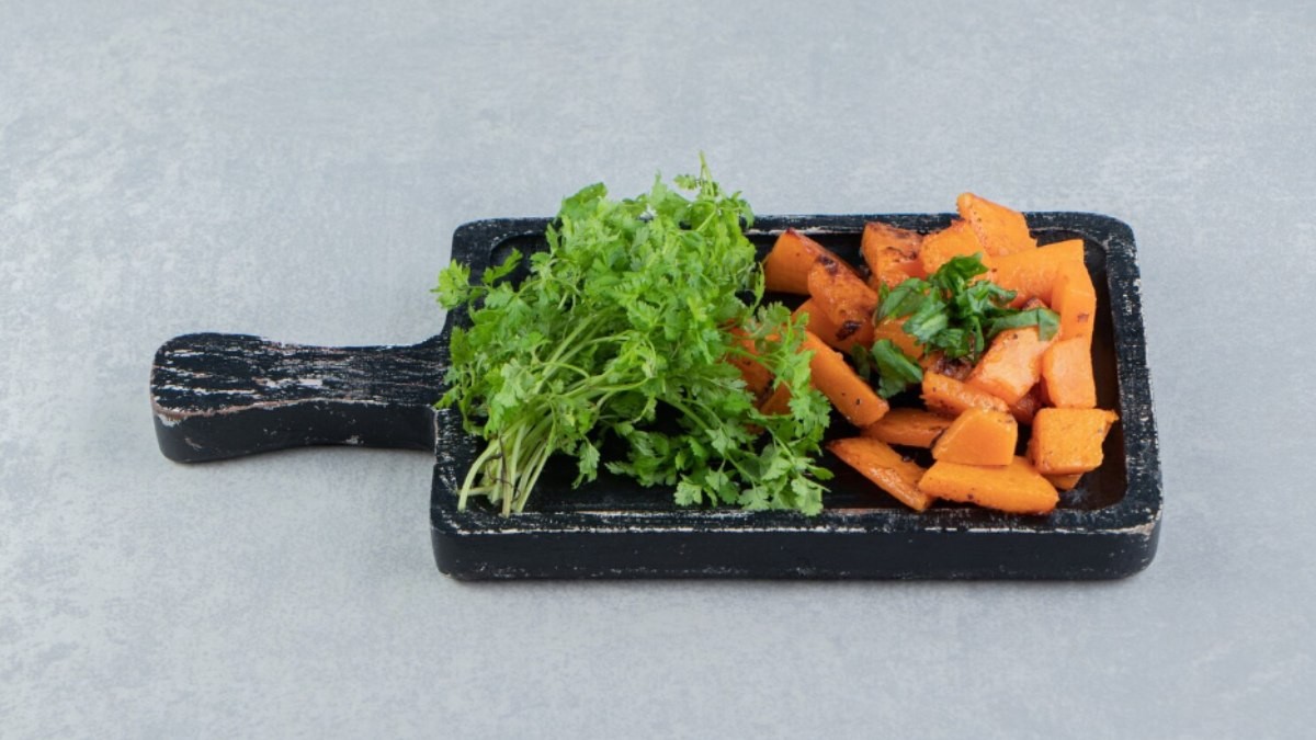 Should You Eat Carrots Raw Or Cooked? Here’s How To Get More Vitamin A