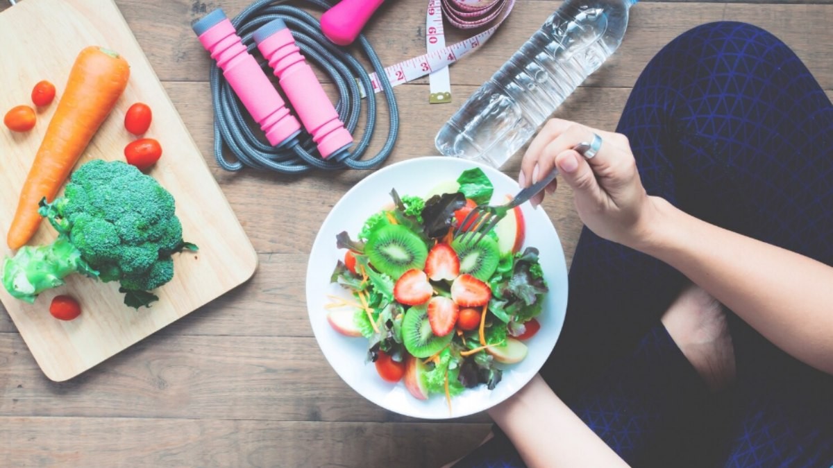 Want To Lower Your Cancer Risk? These 6 Daily Habits Can Help