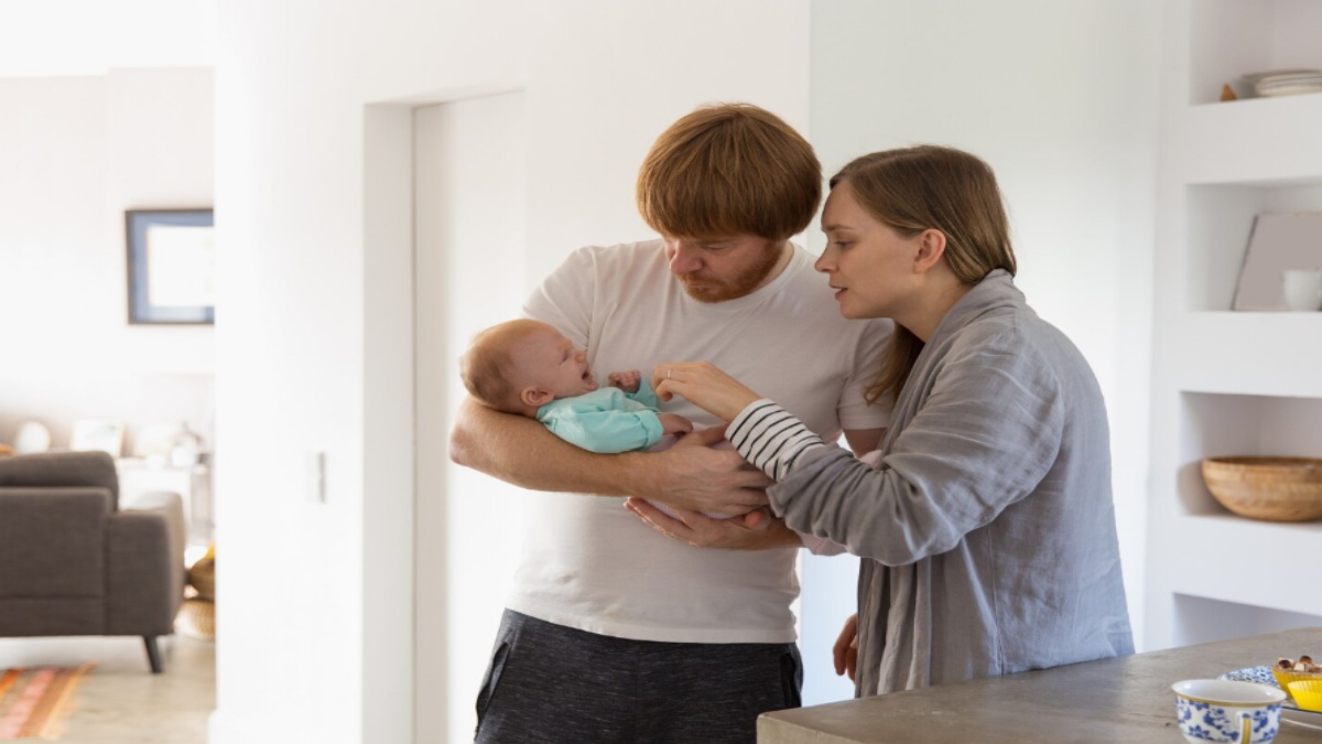 A Partner’s Guide to Breastfeeding: How to Offer Support During the Early Months