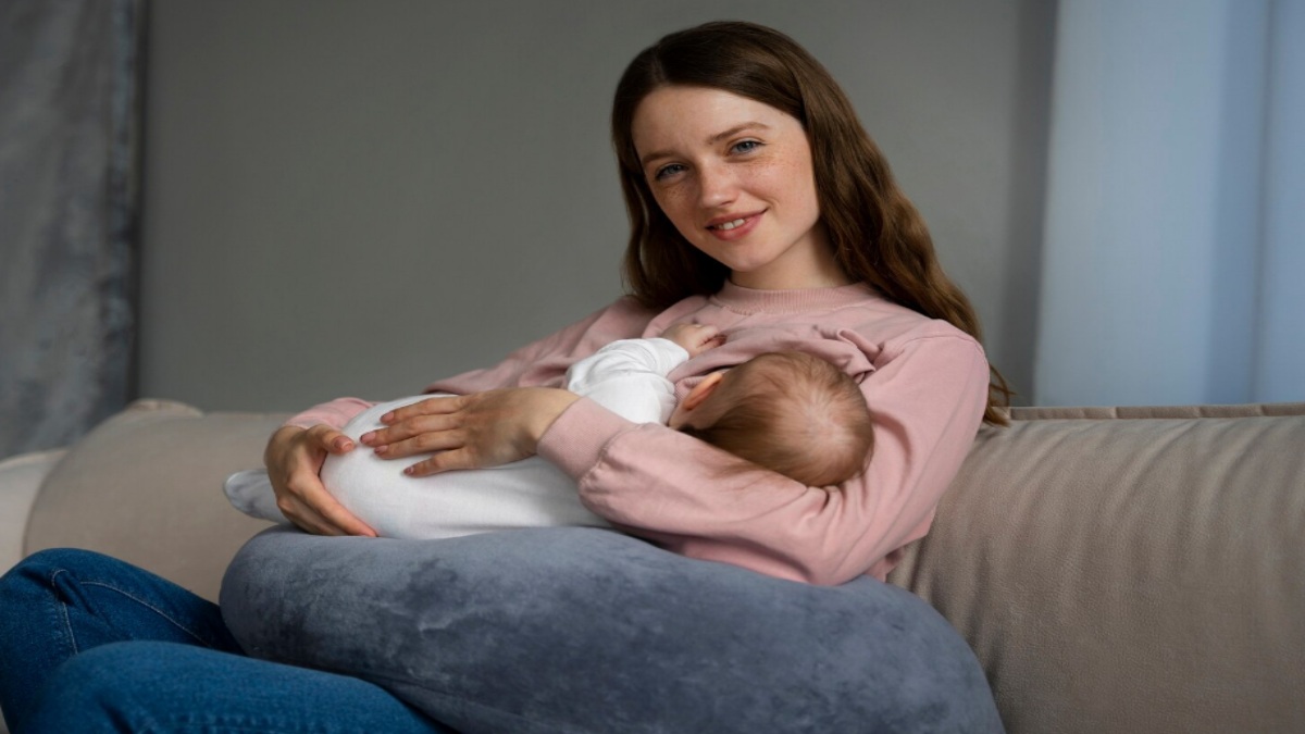 Breastfeeding and Delayed Milk Production: Causes, Signs and What New Mothers Can Do