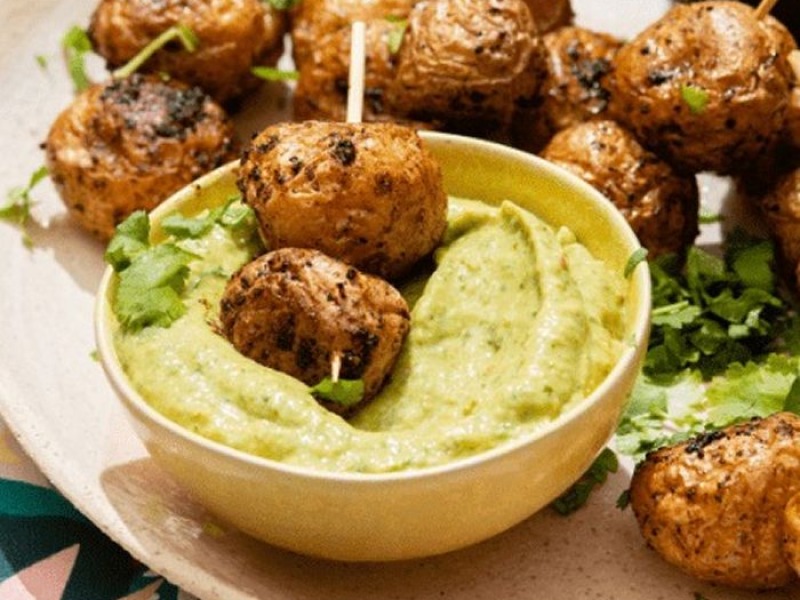 Avocado dip with new potatoes
