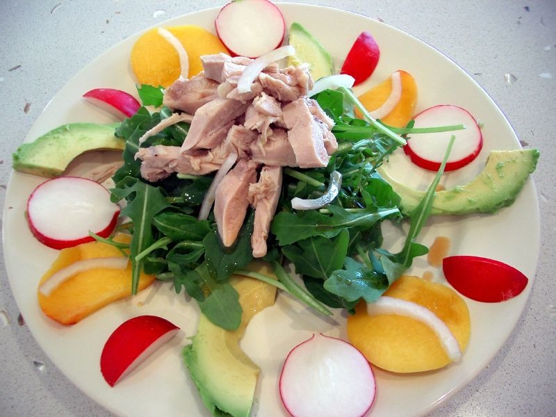 Avocado Salad with Peaches