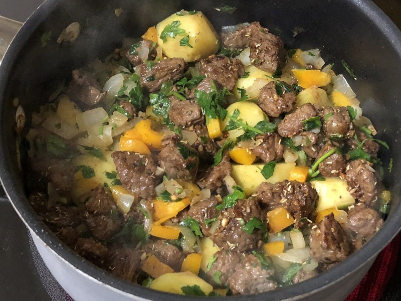 Beef Stew with Potatoes and Carrots