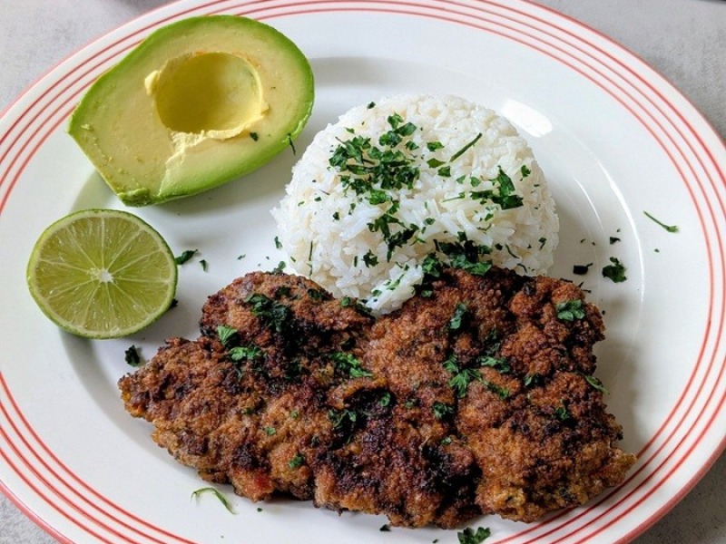 Breaded Steak Recipe (Lomo de Res Apanado)