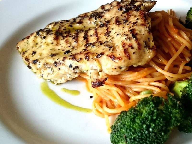 Chicken & Broccoli with Crispy Noodles