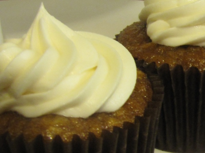 Cinnamon Apple Cupcakes
