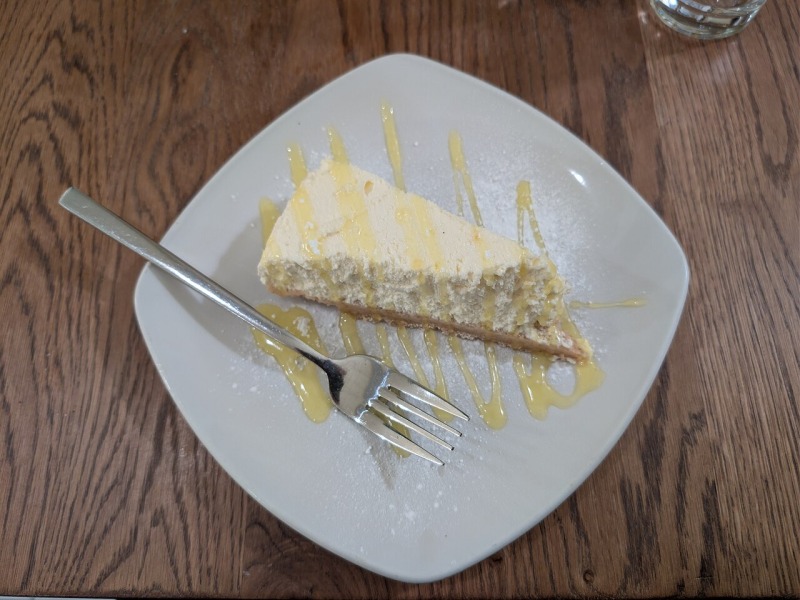 Classic Lemon Cheesecake