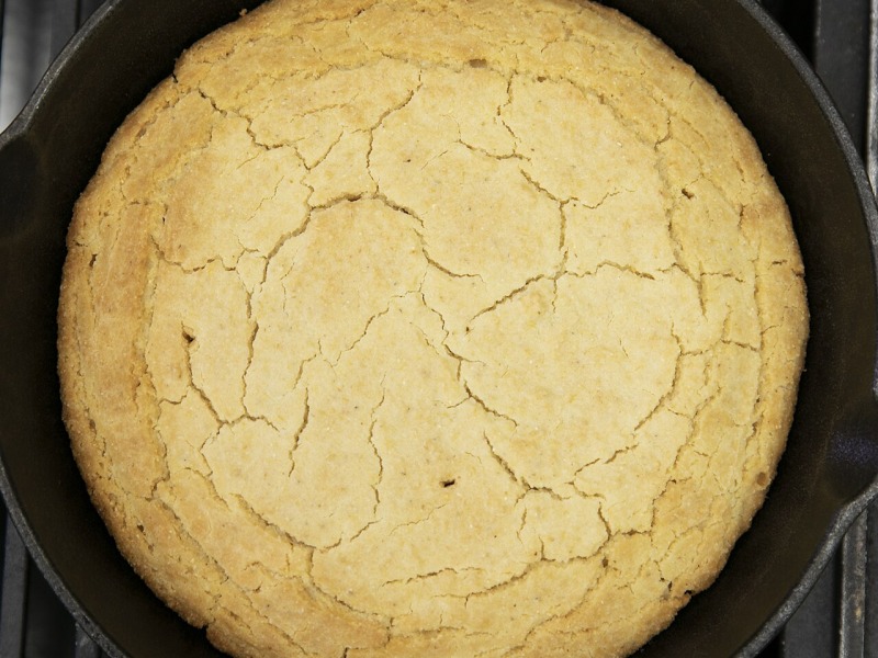 Classic Skillet Cornbread