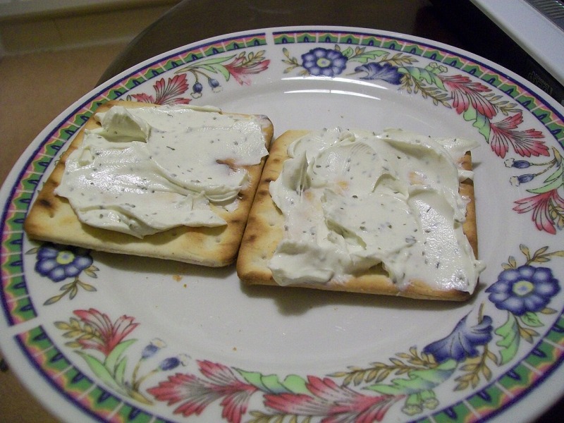 Homemade Cheese Spread with Garlic and Herbs