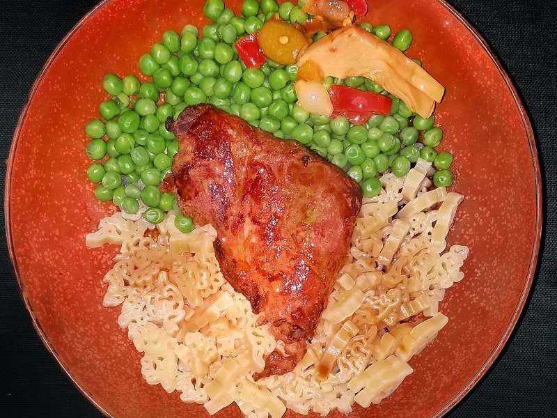 Pasta with Peas, Cream, Parsley, and Mint