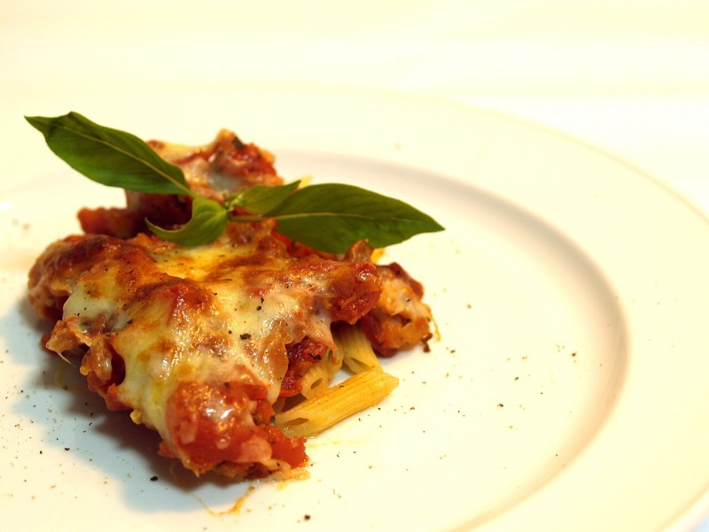 Penne with Tomato Prosciutto Sauce