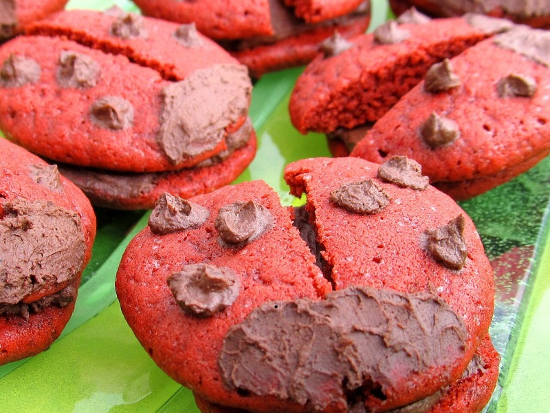 Red Velvet Whoopie Pies