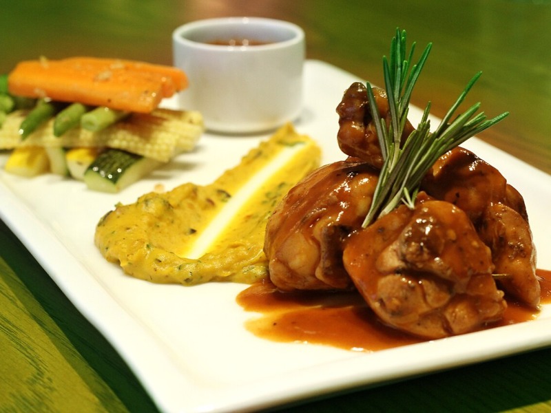 Roast Chicken with Potatoes and Olives