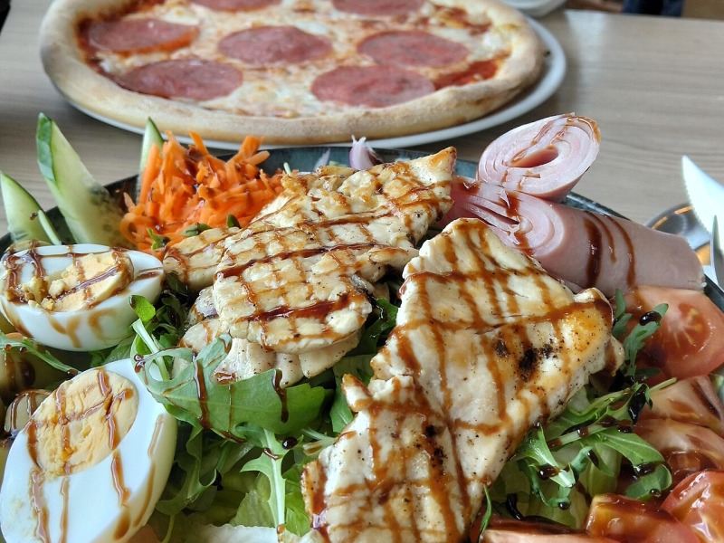 Salad Pizza