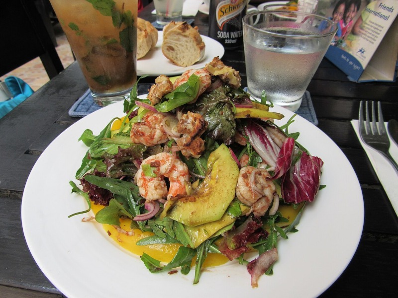 Shrimp and Mango Salad