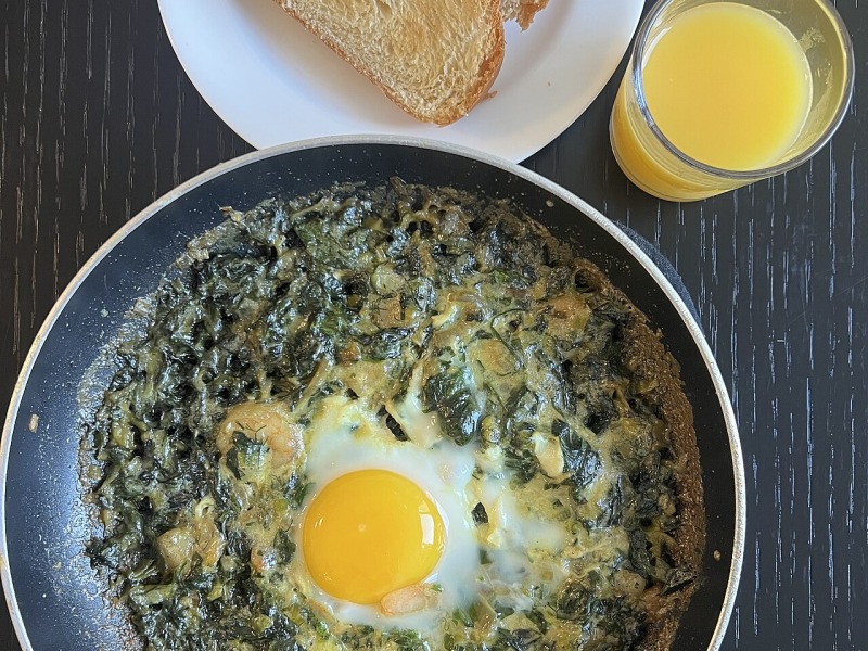 Spinach Shakshuka