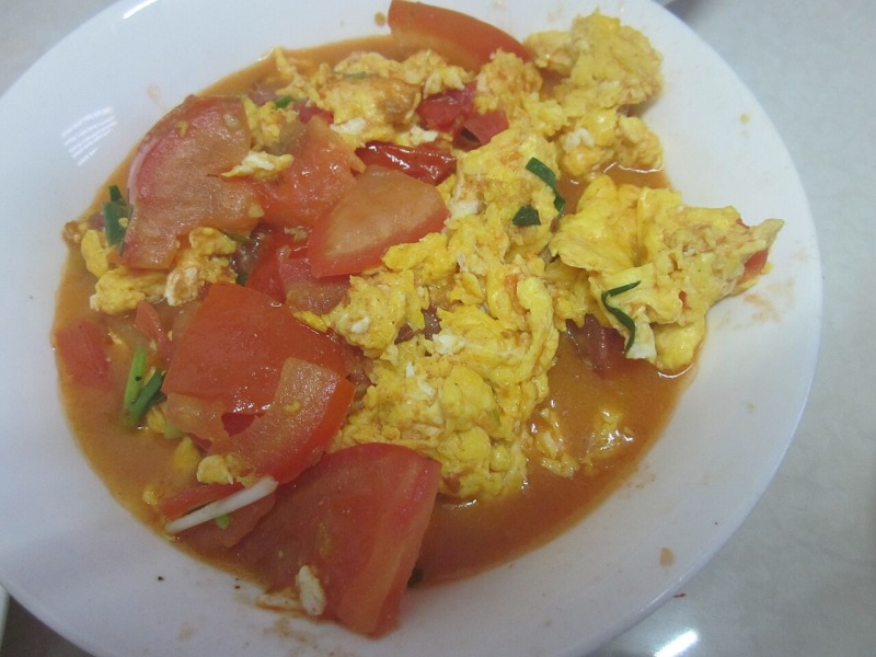 Stir-Fried Egg and Tomato