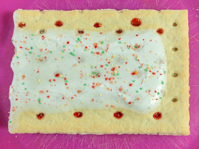 Strawberry "Pop-Tarts"