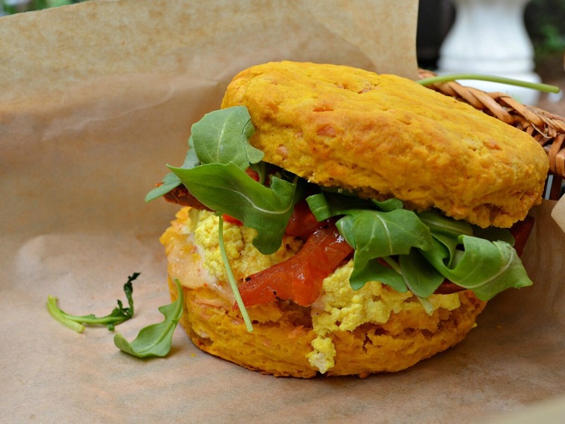 The Best Vegan Breakfast Sandwich